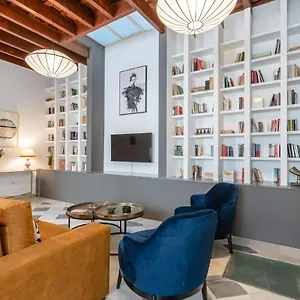 https://san-lorenzo-collection-homes.es-andalucia.com